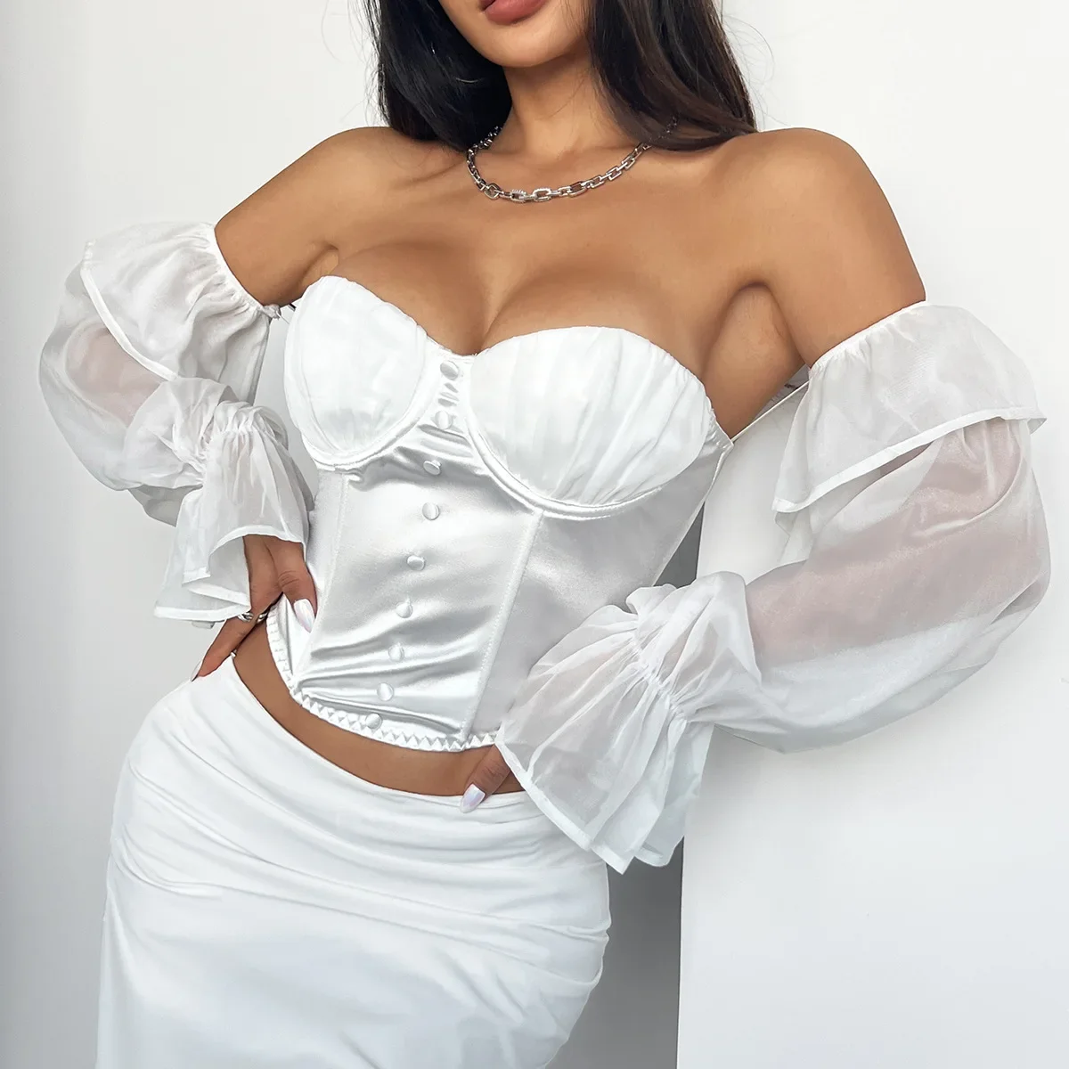 White Shirt Women Clothing Summer 2025 Retro Slim Fit with Flared Sleeves Tops Fashionable and Versatile Sexy T-shirt Streetwear